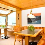 Caprice - 3* Grindelwald