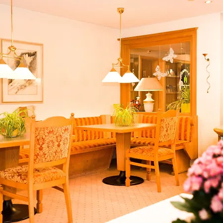 カプリス - グリンデルワルト ホテル グリンデルヴァルト