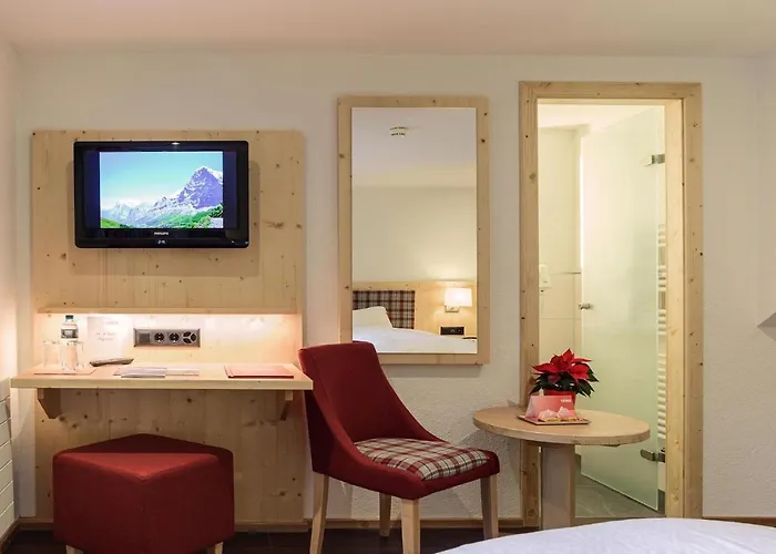 Caprice - Γκρίντελβαλντ