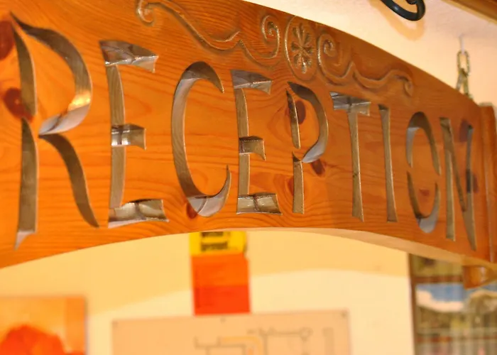 Caprice - 3* Γκρίντελβαλντ